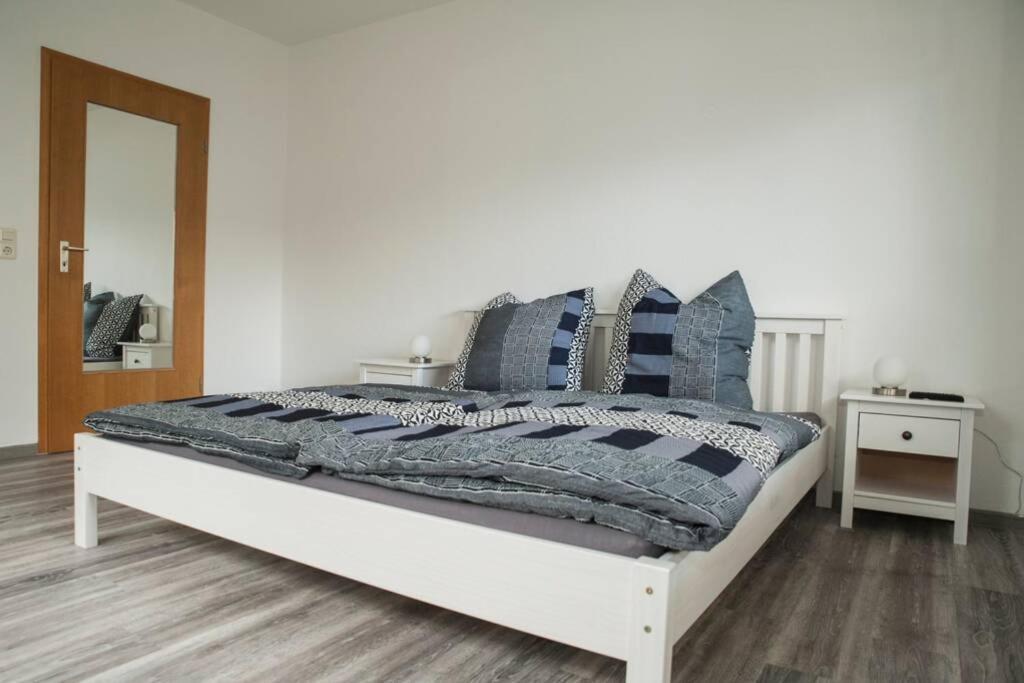 Exklusive Ferienwohnung In Einbeck, Zentrum! Neu!! Luaran gambar